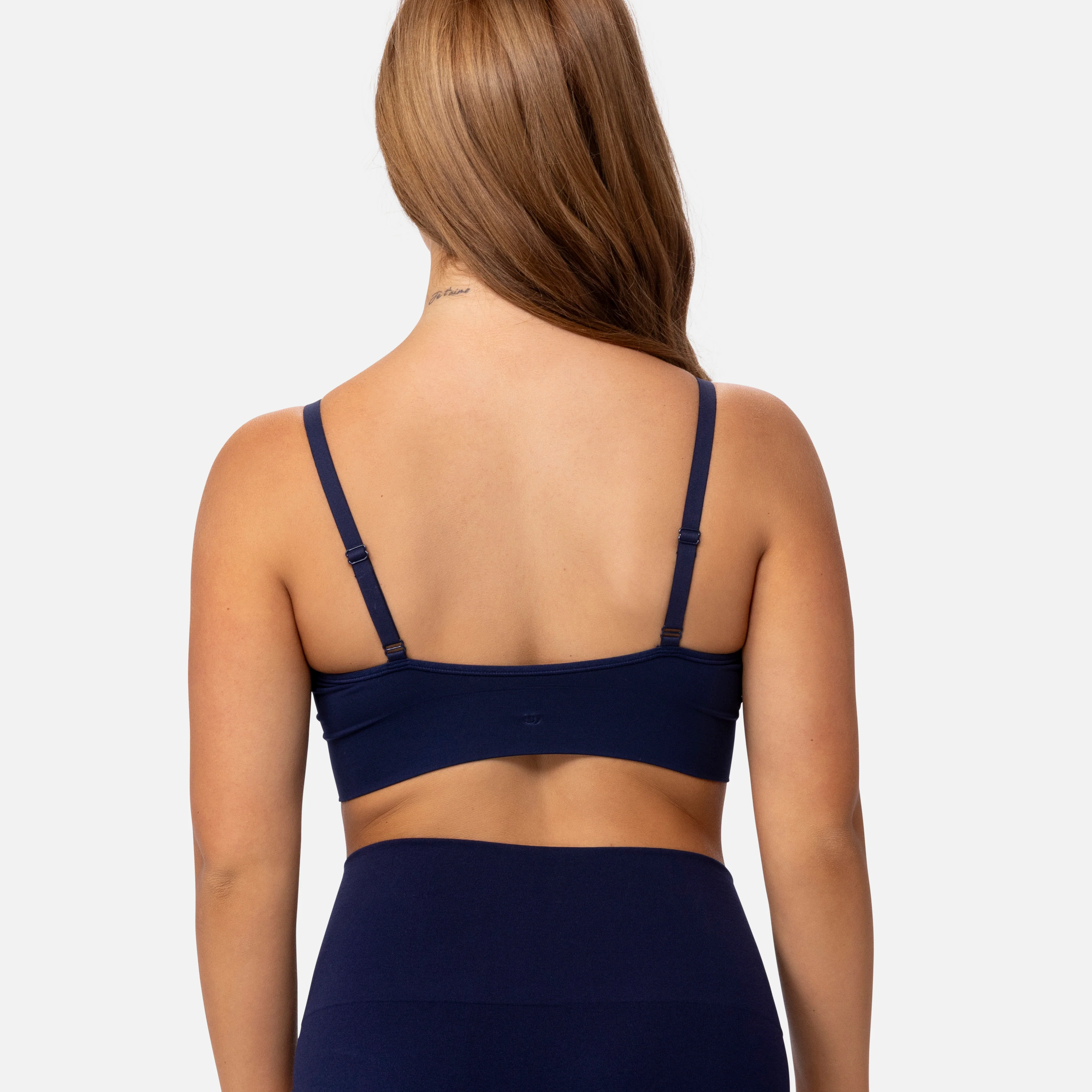 450 The Pullover Bralette - Image 3