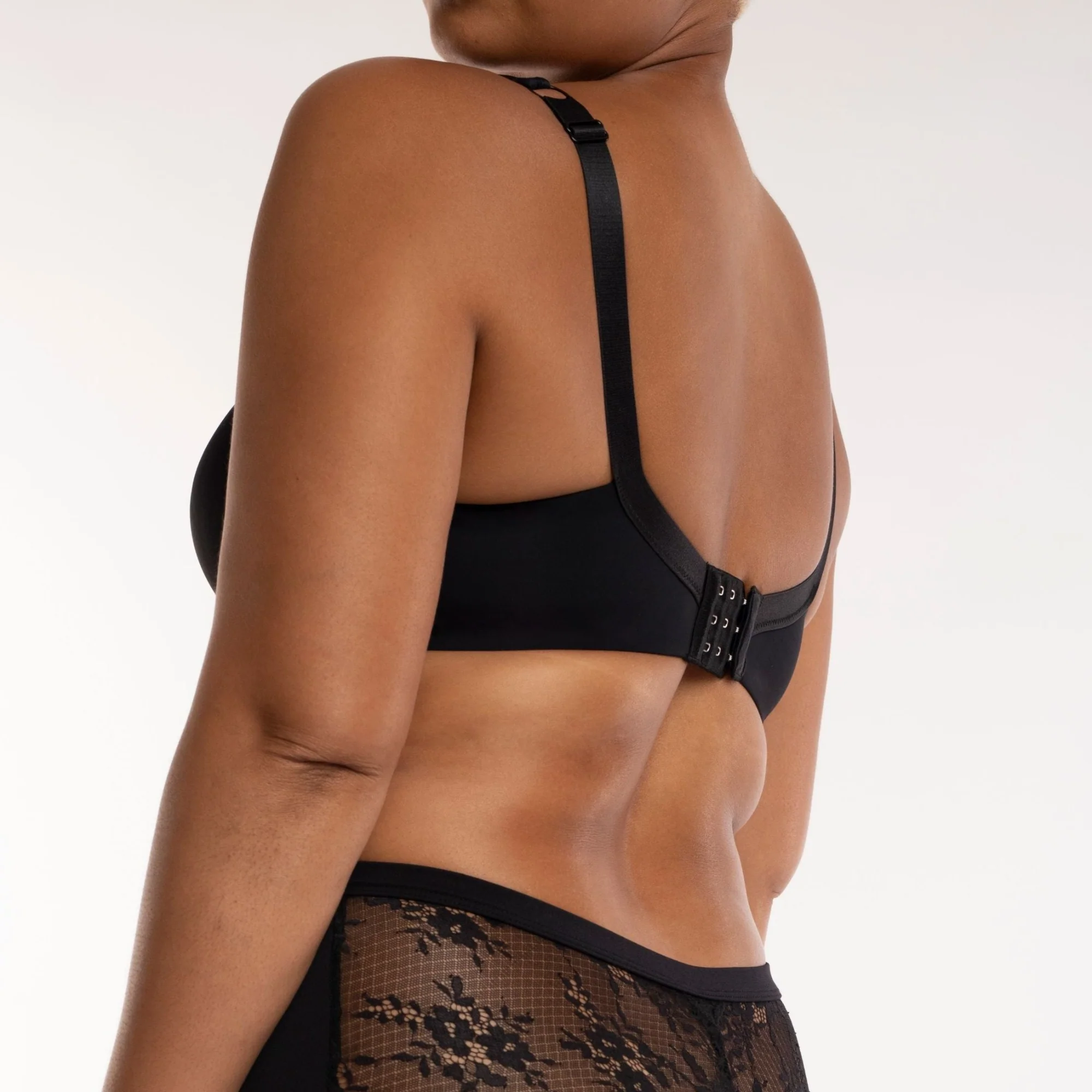 The Underwire Cradle Bra - Image 3