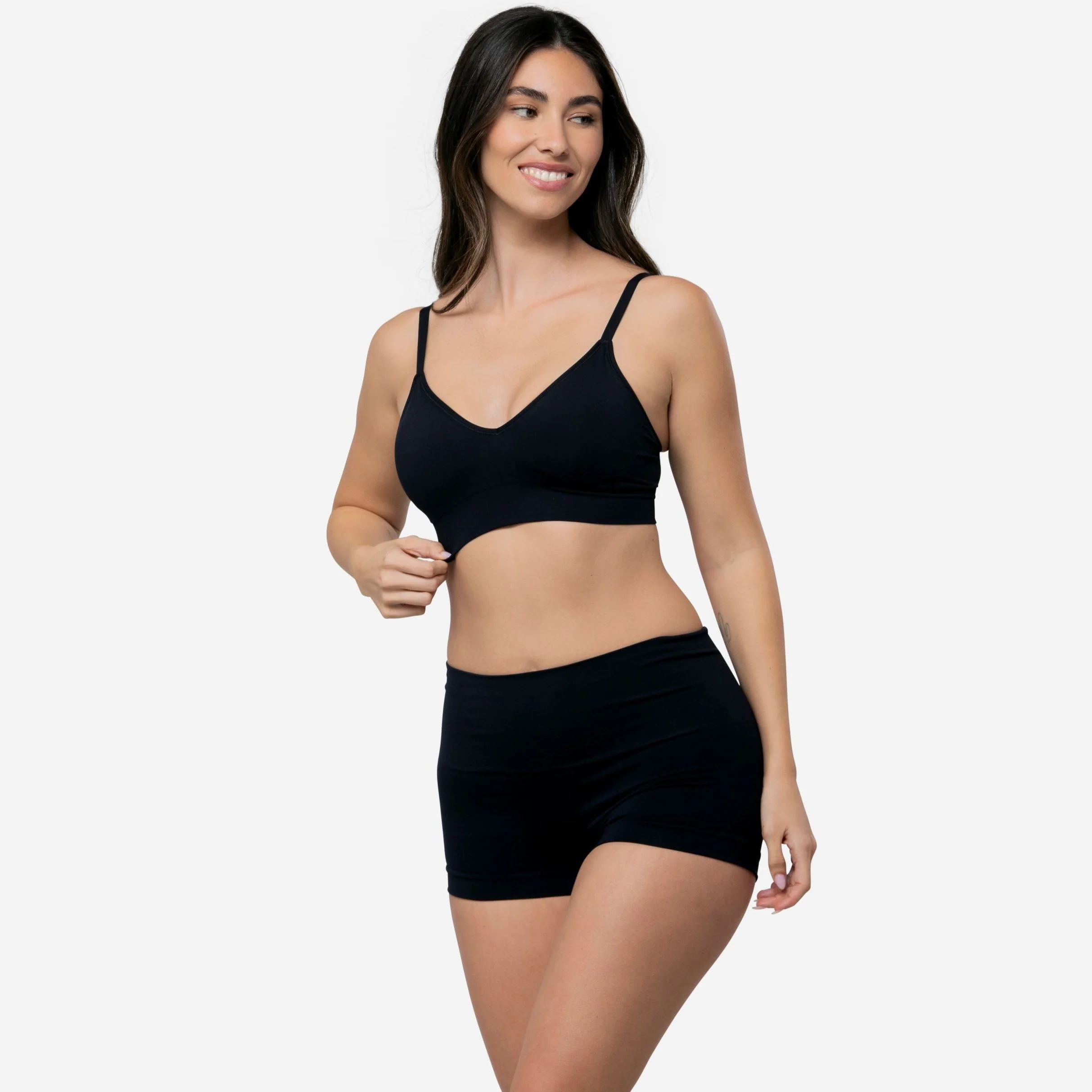 450 The Pullover Bralette - Image 4