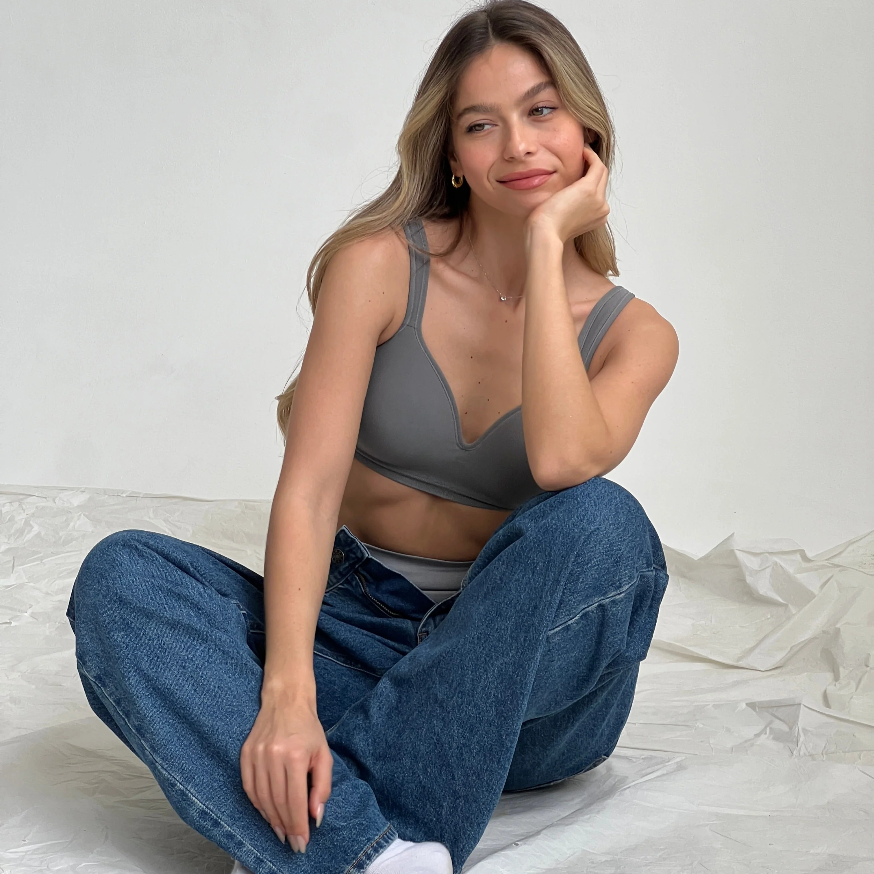 460 The Perfect Neckline Bra - Image 4