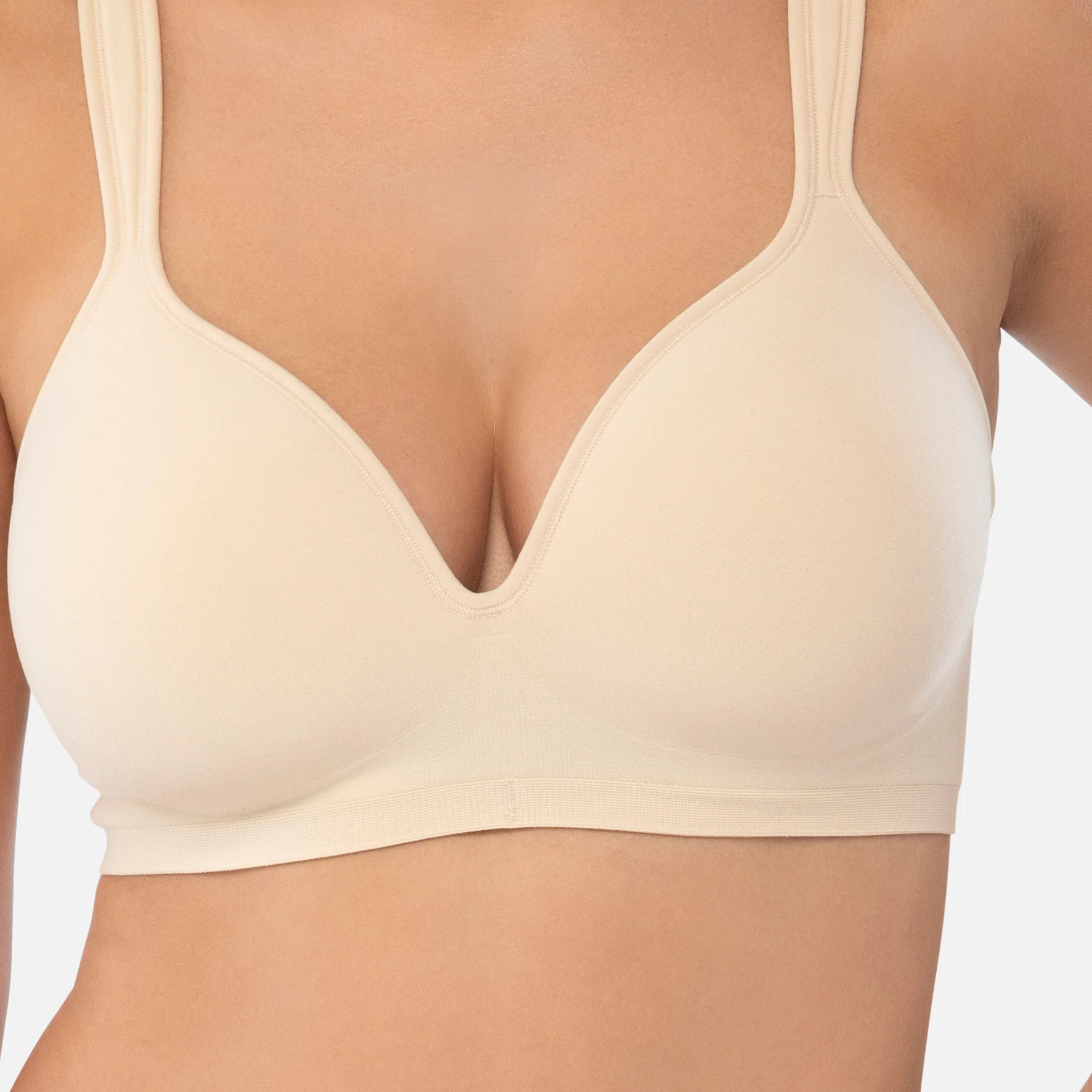 460 The Perfect Neckline Bra - Image 3