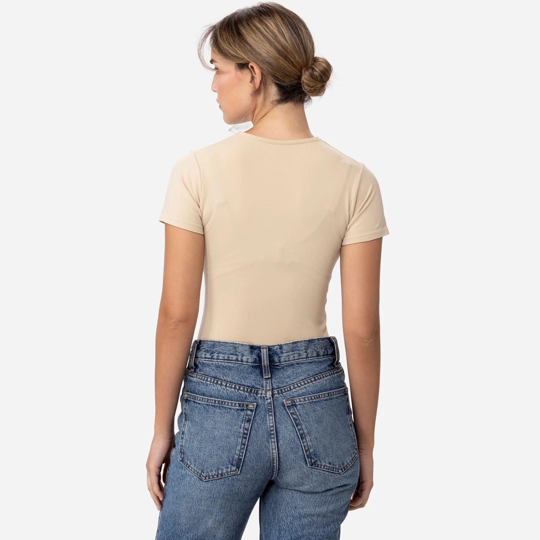 670 The Perfect T-Shirt - Image 2