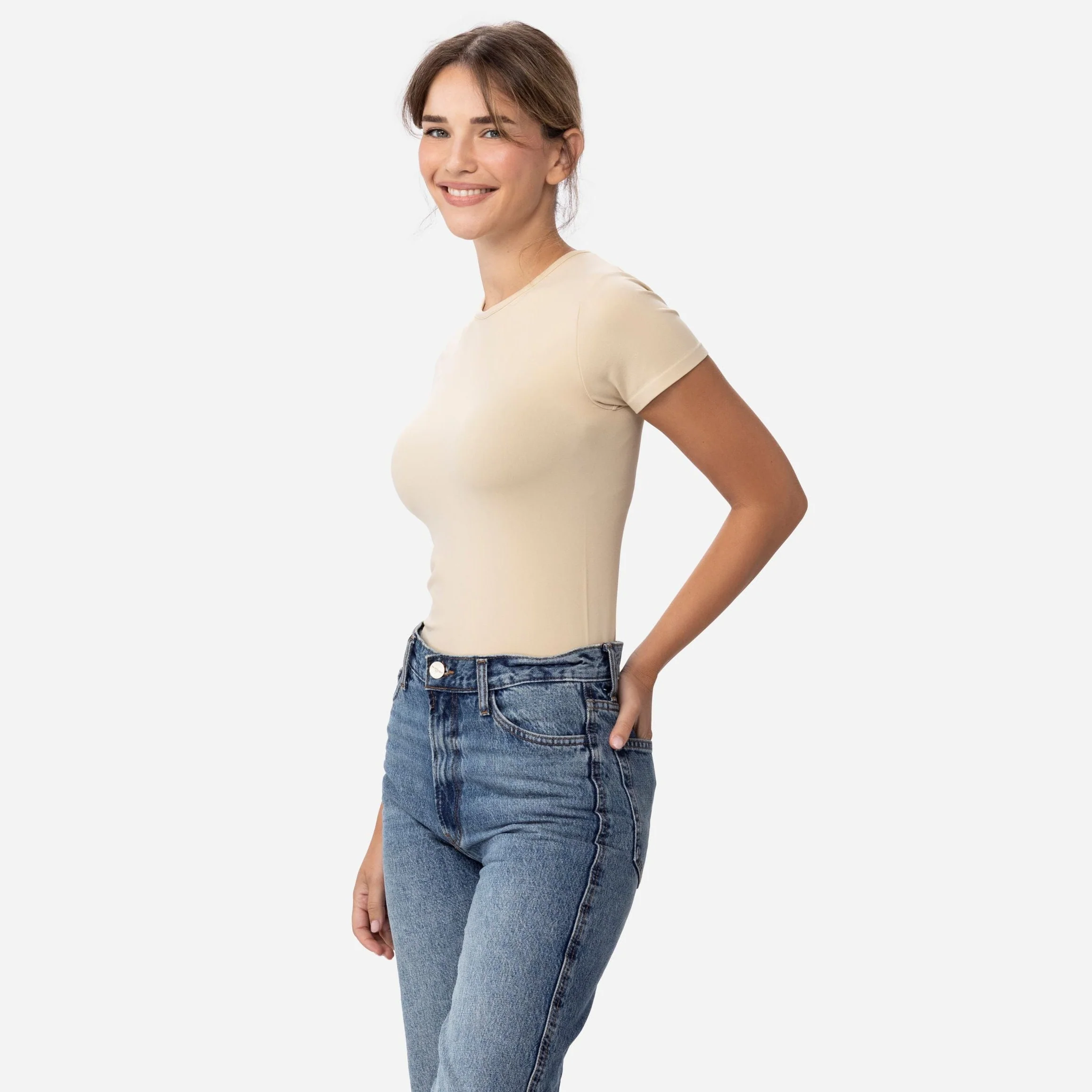 670 The Perfect T-Shirt - Image 4