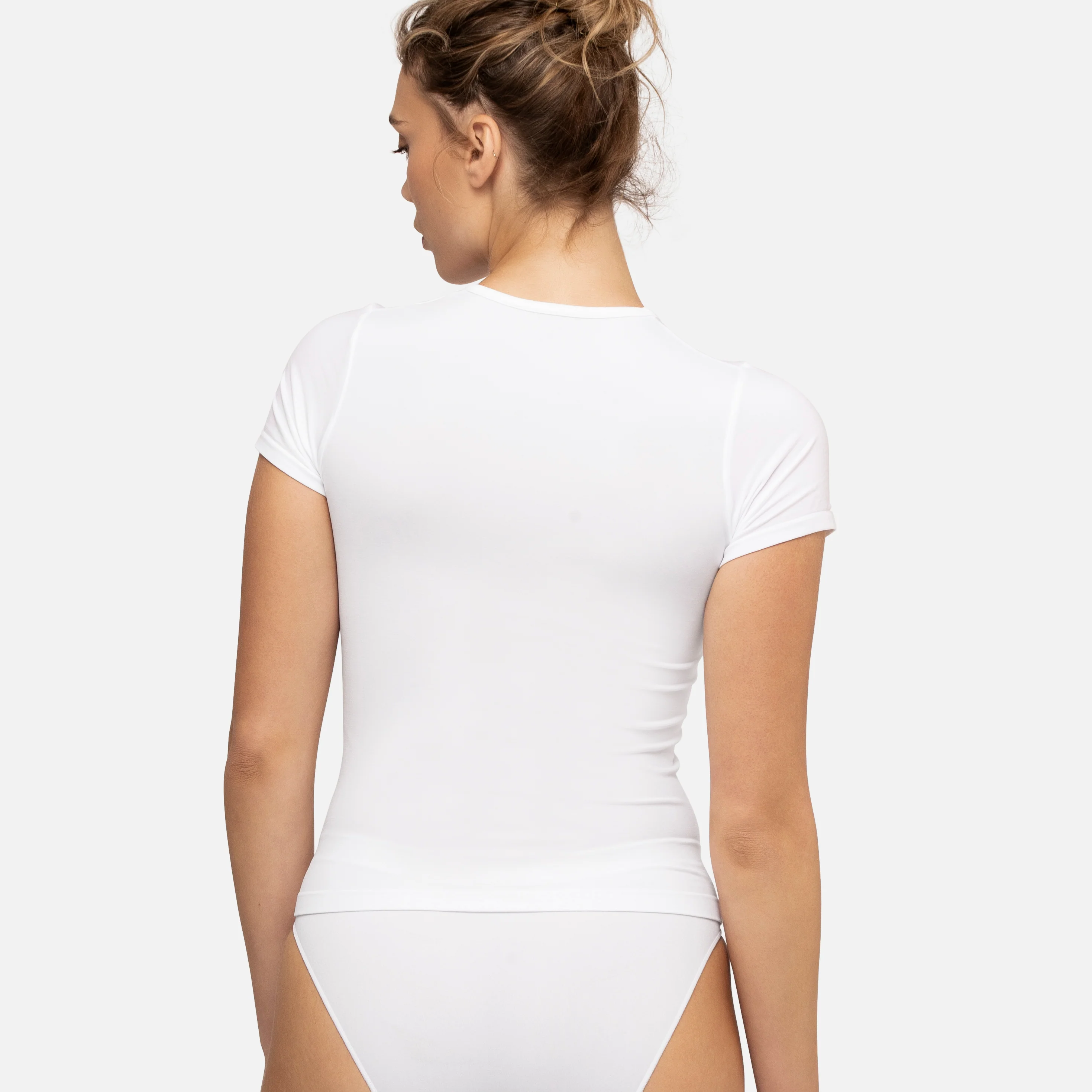 670 The Perfect T-Shirt - Image 4